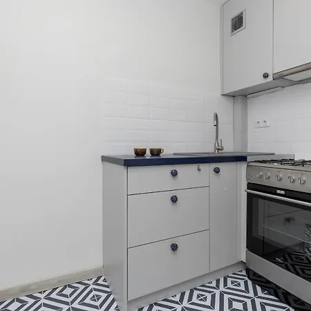 Cozy And Comfortable Wola By Renters Apartmán *