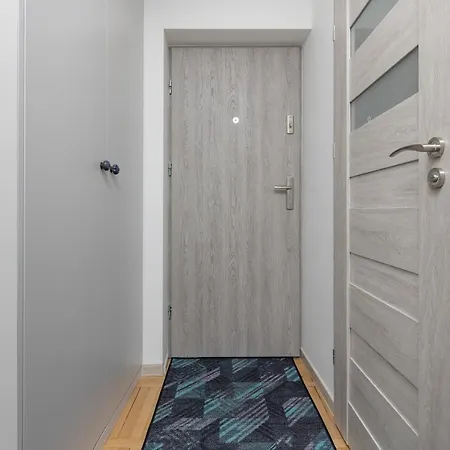 Apartmán Cozy And Comfortable Wola By Renters Varšava