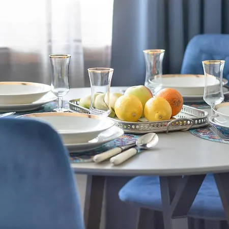 Apartmán Cozy And Comfortable Wola By Renters *