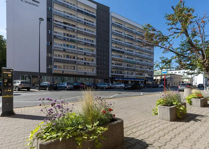 Cozy And Comfortable Wola By Renters Warszawa