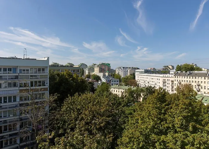 Cozy And Comfortable Wola By Renters Apartment Warschau
