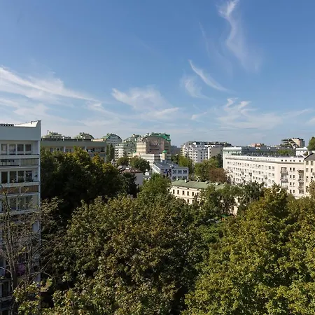 Cozy And Comfortable Wola By Renters Apartamento Varsovia